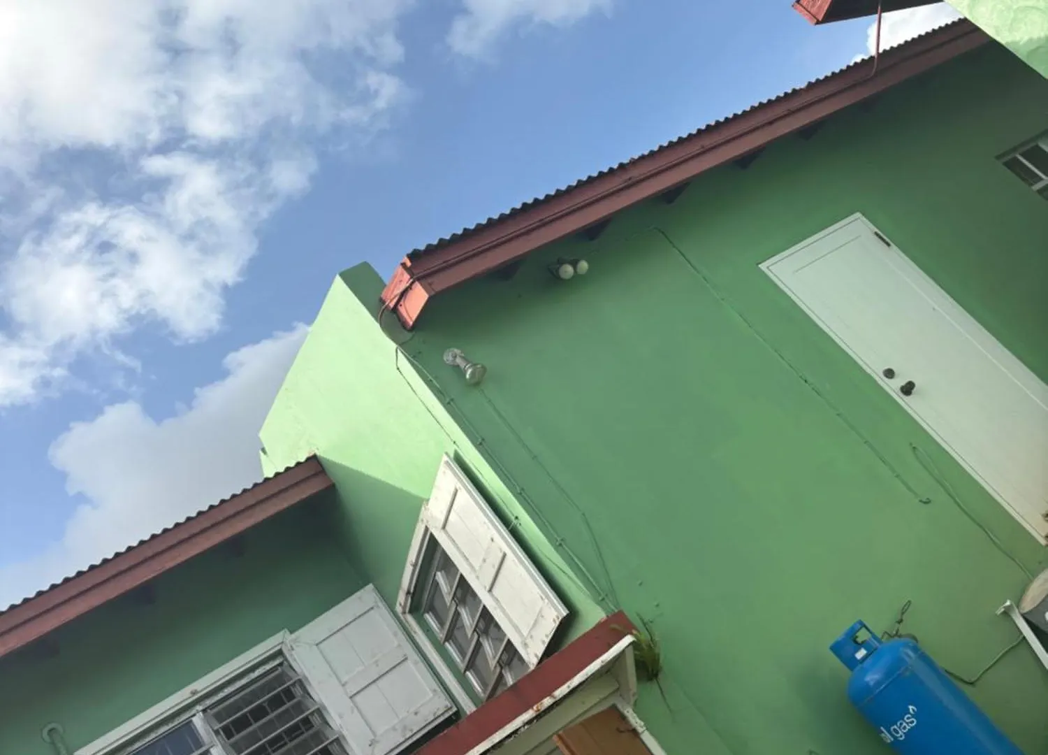 The Glasford Nook Basseterre