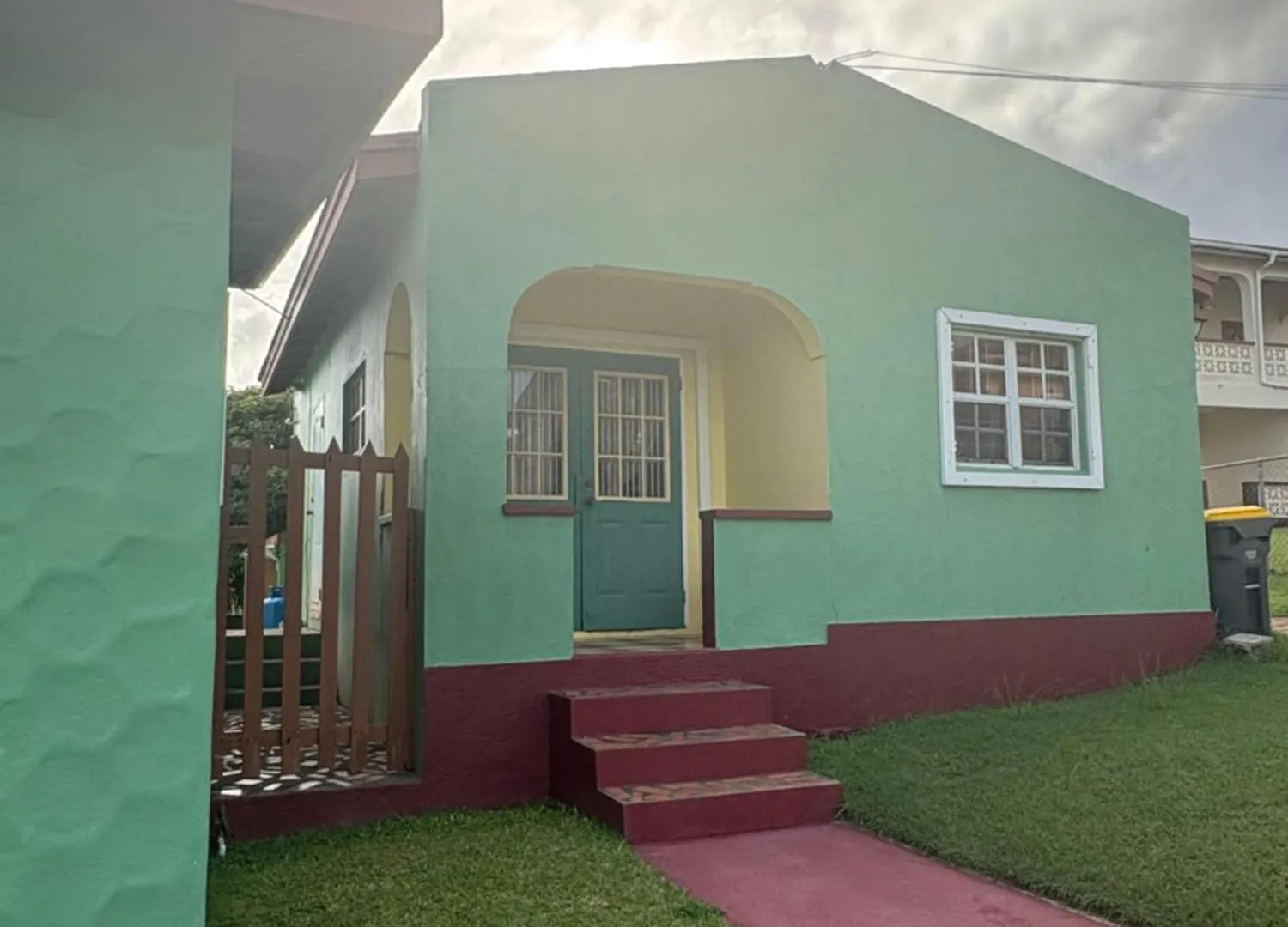 The Glasford Nook Basseterre Apartament